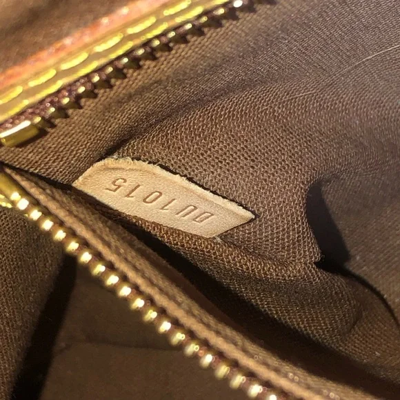 LOUIS VUITTON Batignolles LV Monogram Tote Bag COMES WITH: COA LV DUST BAG AUTH - Picture 8 of 17